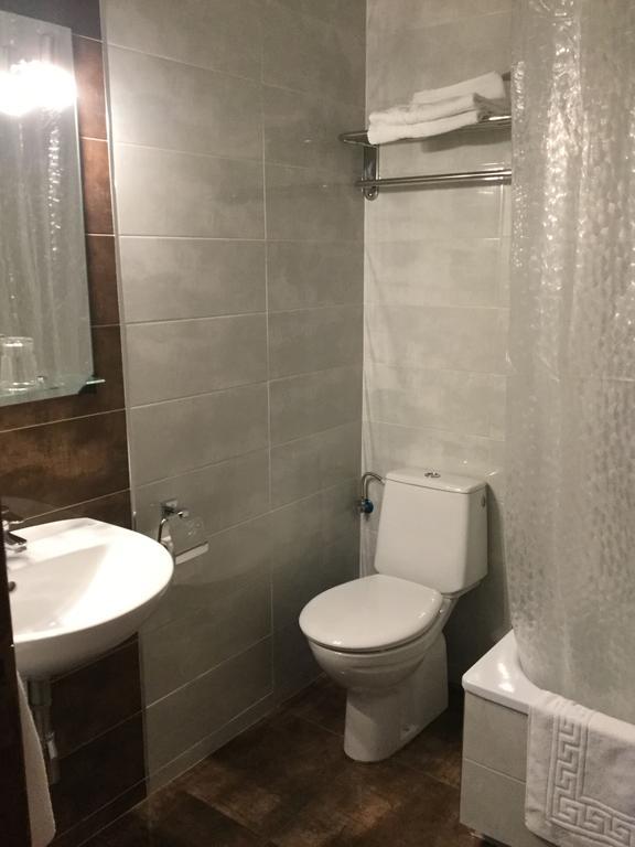 Pension Zurita Granada Bagian luar foto